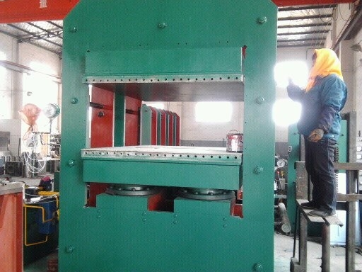 satın al PLC Kontrol Sistemli Otomatik Kauçuk Vulkanizasyon Pres Makinesi online manufacture