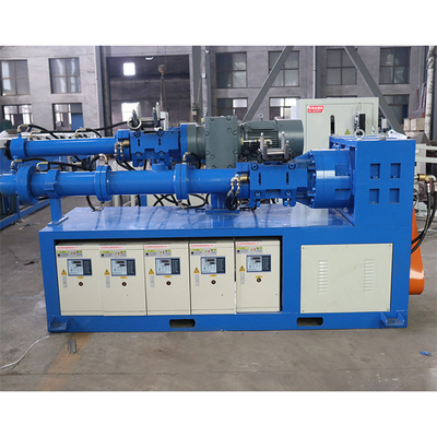 satın al Sabit 1000 mm çalışma uzunluğu 300 mm ön vida çaplı kauçuk ekstrüder makinesi online manufacture