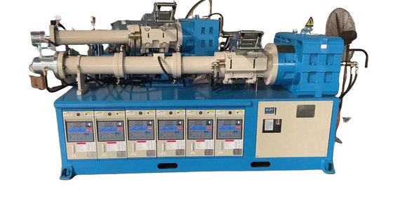 satın al CE Sertifikalı Kauçuk Soğuk Besleme Ekstrüzatörü Saatlik Kapasitesi 200kg/Saat online manufacture