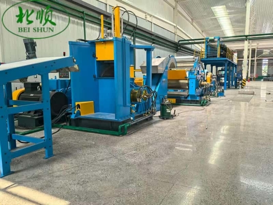 satın al Yarım Otomatik Kompozit Kauçuk Karıştırma hattı, Kauçuk Kneader Makinesi için 400-550 kg/saat üretim kapasitesine sahiptir. online manufacture