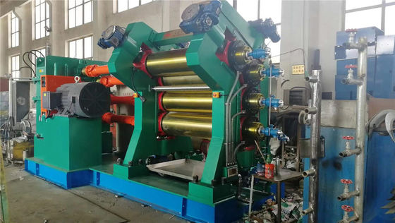 İyi fiyat İleri Teknoloji Kauçuk Kalender Makinesi Üç Dört Rulo Kalender 1500MM Çalışma Uzunluğu çevrimiçi