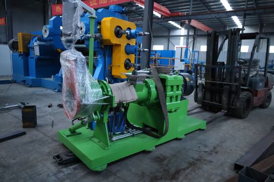 İyi fiyat İç boru üretimi için 6 inçlik vida çaplı kauçuk sıvısı 1.5-2 ton/saat kapasitesiyle çevrimiçi